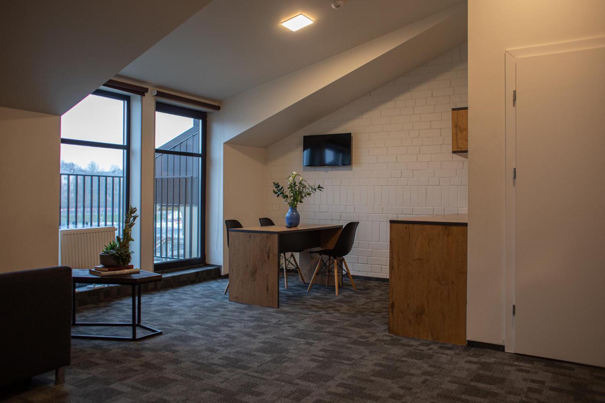 Loft Inn Self-Check In Vilnius Bagian luar foto